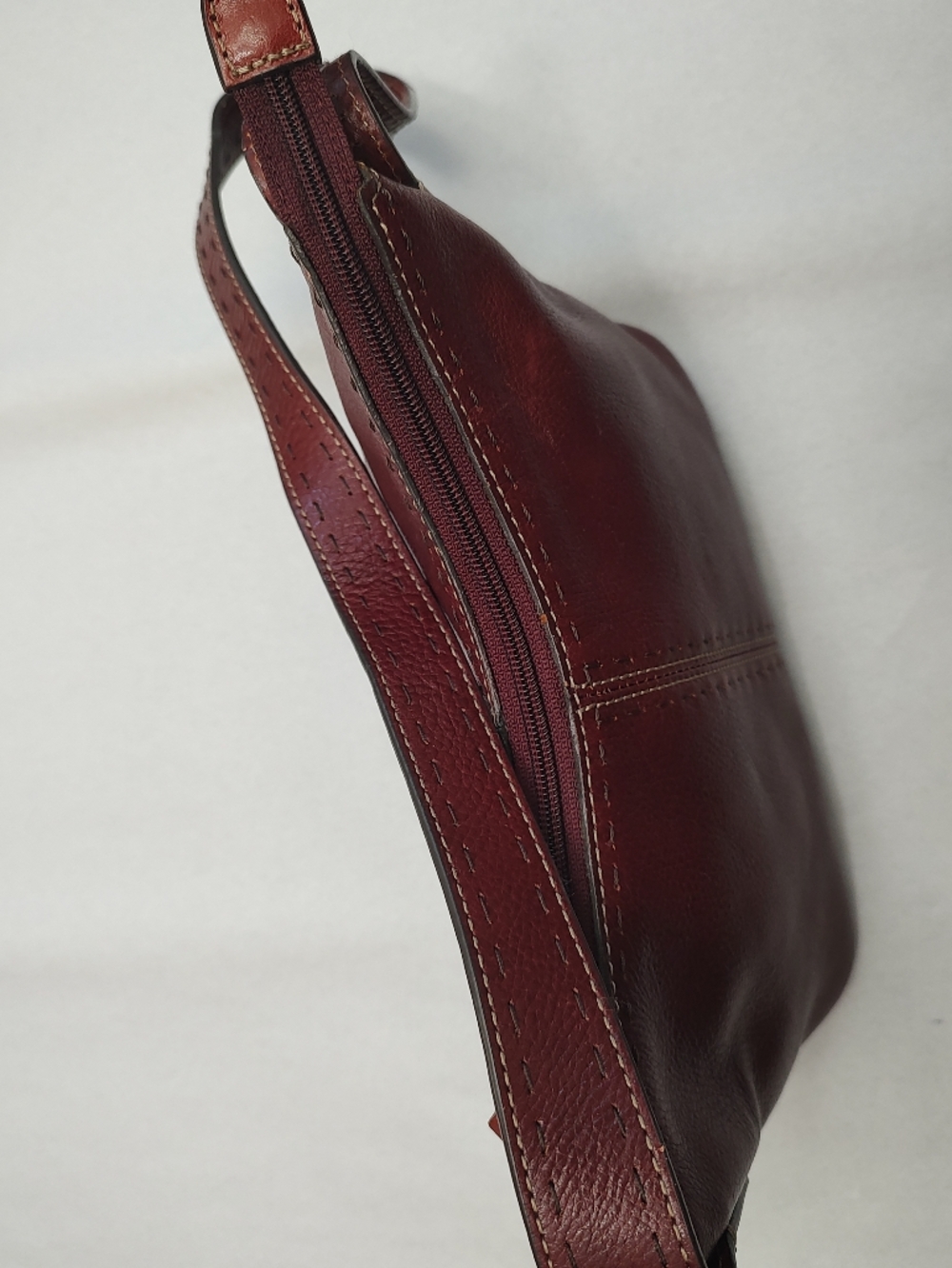 Vtg Fossil Red Leather Shoulder Bag Top-stitched No Key Fob, Clean Tan Interior - Picture 3 of 10